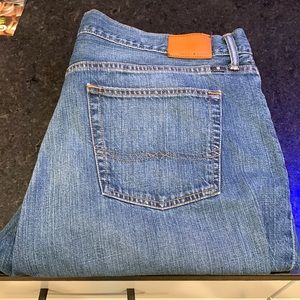 Almost new Lucky Brand Jeans in 42x32. Great relaxed fit